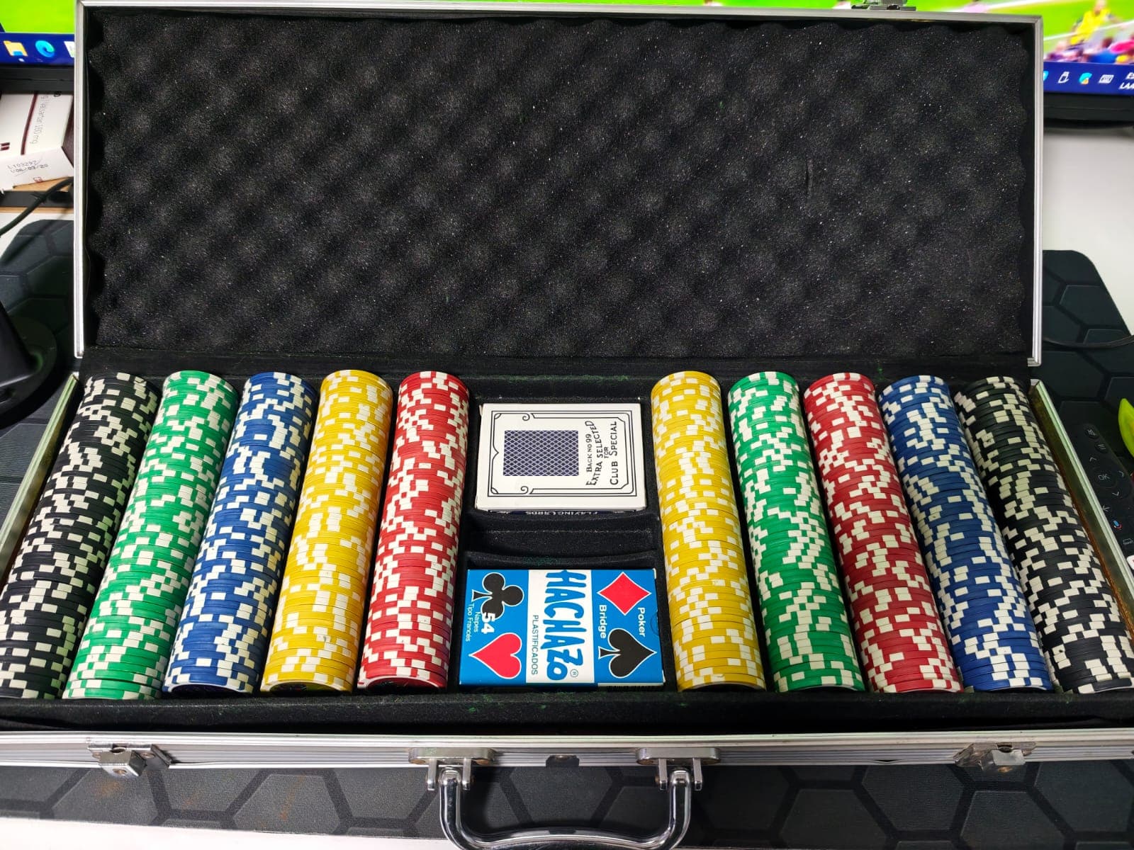 Juego Poker 500 Fichas 11gr $ Numeradas Malet Alum. C/cartas